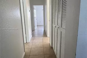 915 SE 13th Rd, Homestead, FL 33035 - Photo 9