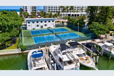 5401 Collins Ave #340, Miami Beach, FL 33140 - Photo 23