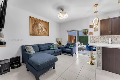 2614 SE 13th St, Homestead, FL 33035 - Photo 5