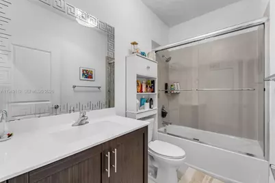 2614 SE 13th St, Homestead, FL 33035 - Photo 17