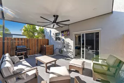 2614 SE 13th St, Homestead, FL 33035 - Photo 25