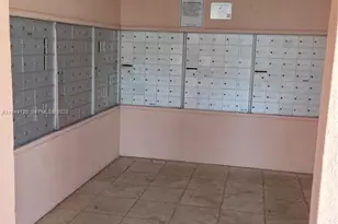 2101 Belmont Ln, North Lauderdale, FL 33068 - Photo 35