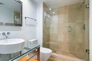 6000 Collins Ave, Miami Beach, FL 33140 - Photo 5