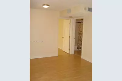 17021 N Bay Rd #325, Sunny Isles Beach, FL 33160 - Photo 5