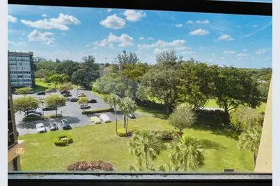 1000 Saint Charles Pl #721, Pembroke Pines, FL 33026 - Photo 7