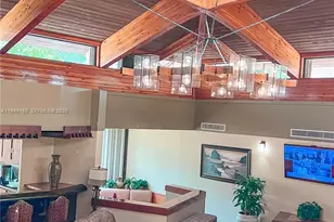 1000 St Charles Pl, Pembroke Pines, FL 33026 - Photo 11