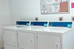 1000 St Charles Pl, Pembroke Pines, FL 33026 - Photo 37