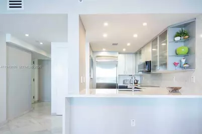 540 West Ave #411, Miami Beach, FL 33139 - Photo 9