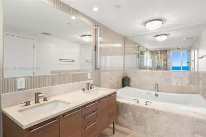 17001 Collins Ave #4208, Sunny Isles Beach, FL 33160 - Photo 21