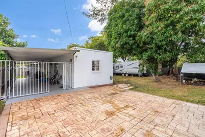 1829 NW 31st Ave, Miami, FL 33125 - Photo 11