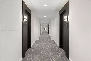 19380 Collins Ave, Sunny Isles Beach, FL 33160 - Photo 23