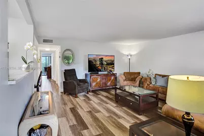 15126 Ashland St #229, Delray Beach, FL 33484 - Photo 9