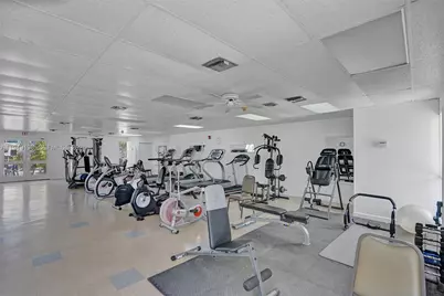 16901 NE 13th Ave #110, Miami, FL 33162 - Photo 27