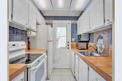 16901 NE 13th Ave #110, Miami, FL 33162 - Photo 13