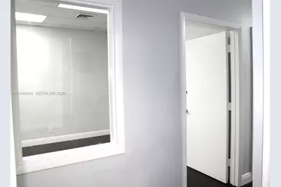 [Address not provided], Miami Lakes, FL 33016 - Photo 9