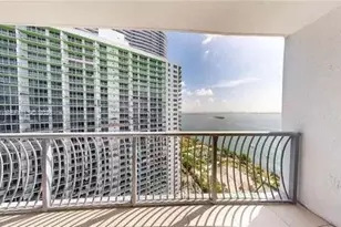 1750 N Bayshore Dr, Miami, FL 33132 - Photo 13