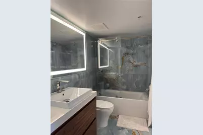 1750 N Bayshore Dr #2803, Miami, FL 33132 - Photo 17
