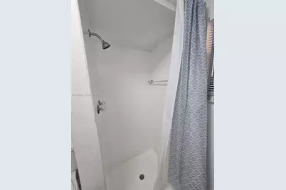 1220 NW 180th Ter #1220, Miami Gardens, FL 33169 - Photo 7