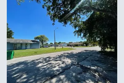 2216 NW 15th Ave, Fort Lauderdale, FL 33311 - Photo 7