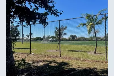 2216 NW 15th Ave, Fort Lauderdale, FL 33311 - Photo 9