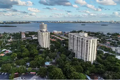 4000 Towerside Ter #301, Miami, FL 33138 - Photo 39