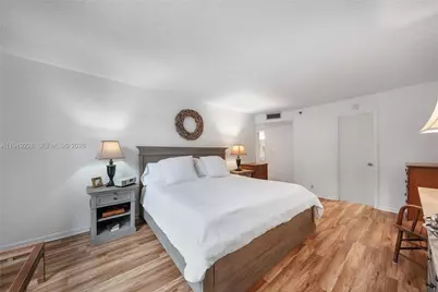 4000 Towerside Ter #301, Miami, FL 33138 - Photo 17