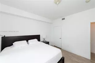 79 SW 12th St, Miami, FL 33130 - Photo 15