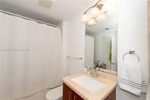 79 SW 12th St, Miami, FL 33130 - Photo 17