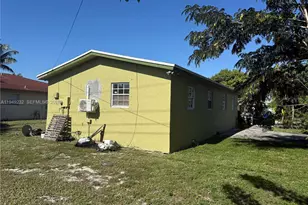 2910 NW 25th St, Fort Lauderdale, FL 33311 - Photo 5