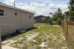 2910 NW 25th St, Fort Lauderdale, FL 33311 - Photo 13
