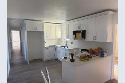 2910 NW 25th St, Fort Lauderdale, FL 33311 - Photo 17