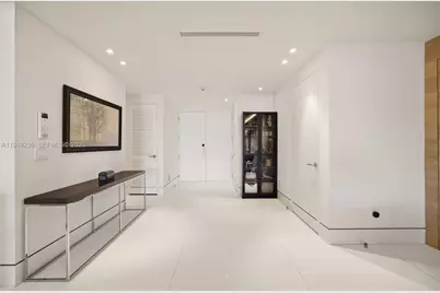 3535 Hiawatha Ave #305, Coconut Grove, FL 33133 - Photo 3