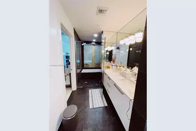 900 Biscayne Blvd #4410, Miami, FL 33132 - Photo 21