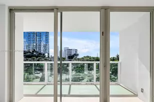 100 Bayview Dr, Sunny Isles Beach, FL 33160 - Photo 9