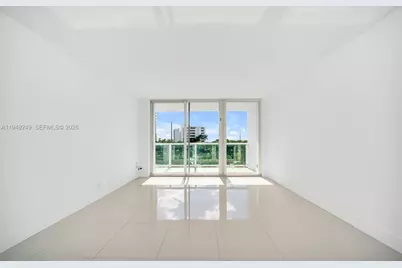 100 Bayview Dr #408, Sunny Isles Beach, FL 33160 - Photo 5