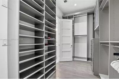 201 NE 6th St, Boca Raton, FL 33432 - Photo 55