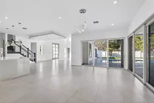 201 NE 6th St, Boca Raton, FL 33432 - Photo 5