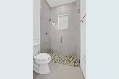 201 NE 6th St, Boca Raton, FL 33432 - Photo 35