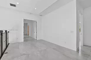 201 NE 6th St, Boca Raton, FL 33432 - Photo 43