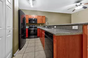14053 SW 49th St, Miramar, FL 33027 - Photo 9
