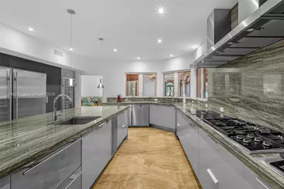 1710 S Miami Ave, Miami, FL 33129 - Photo 17