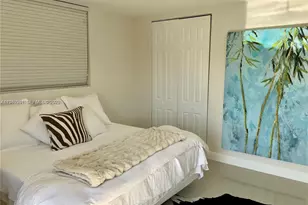 8400 Byron Ave, Miami Beach, FL 33141 - Photo 23