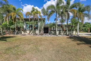 18975 SW 224th St, Miami, FL 33170 - Photo 3