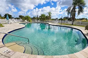 5208 SW 34th St, Davie, FL 33314 - Photo 5