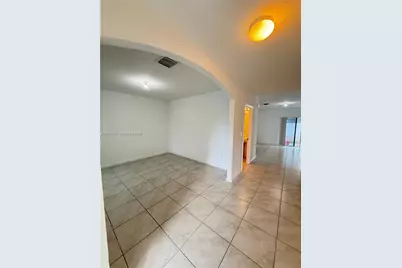 29380 SW 143rd Pl #29380, Homestead, FL 33033 - Photo 3