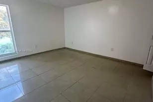 4803 NW 7th St, Miami, FL 33126 - Photo 9