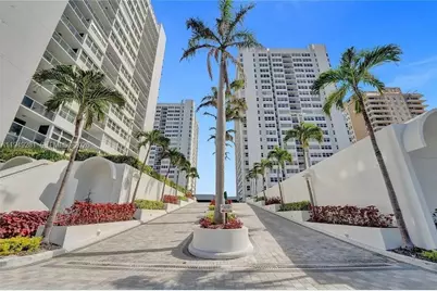1904 S Ocean Dr #808, Hallandale Beach, FL 33009 - Photo 1