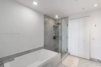 801 S Miami Ave #2810, Miami, FL 33130 - Photo 17