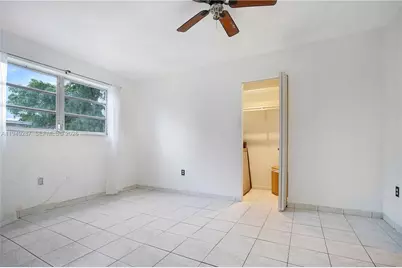 7925 Carlyle Ave #202, Miami Beach, FL 33141 - Photo 13