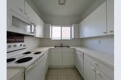 3401 NE 4 St, Homestead, FL 33033 - Photo 9